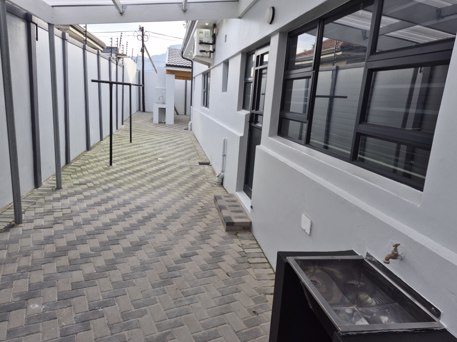 3 Bedroom Property for Sale in Crawford Western Cape